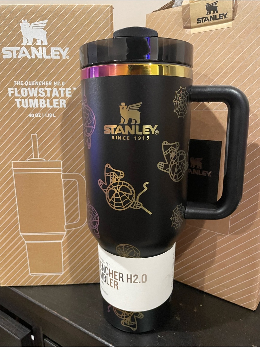 Stanley FlowState Quencher H2.0 Tumbler with Handle 40 oz Customized Engraved